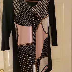 By Lyse Black and Pink Top